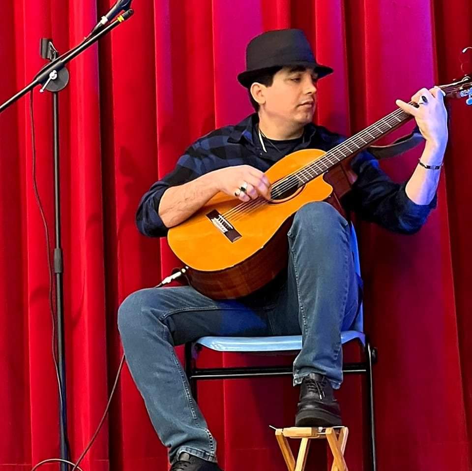 Damon, An East Band Singer